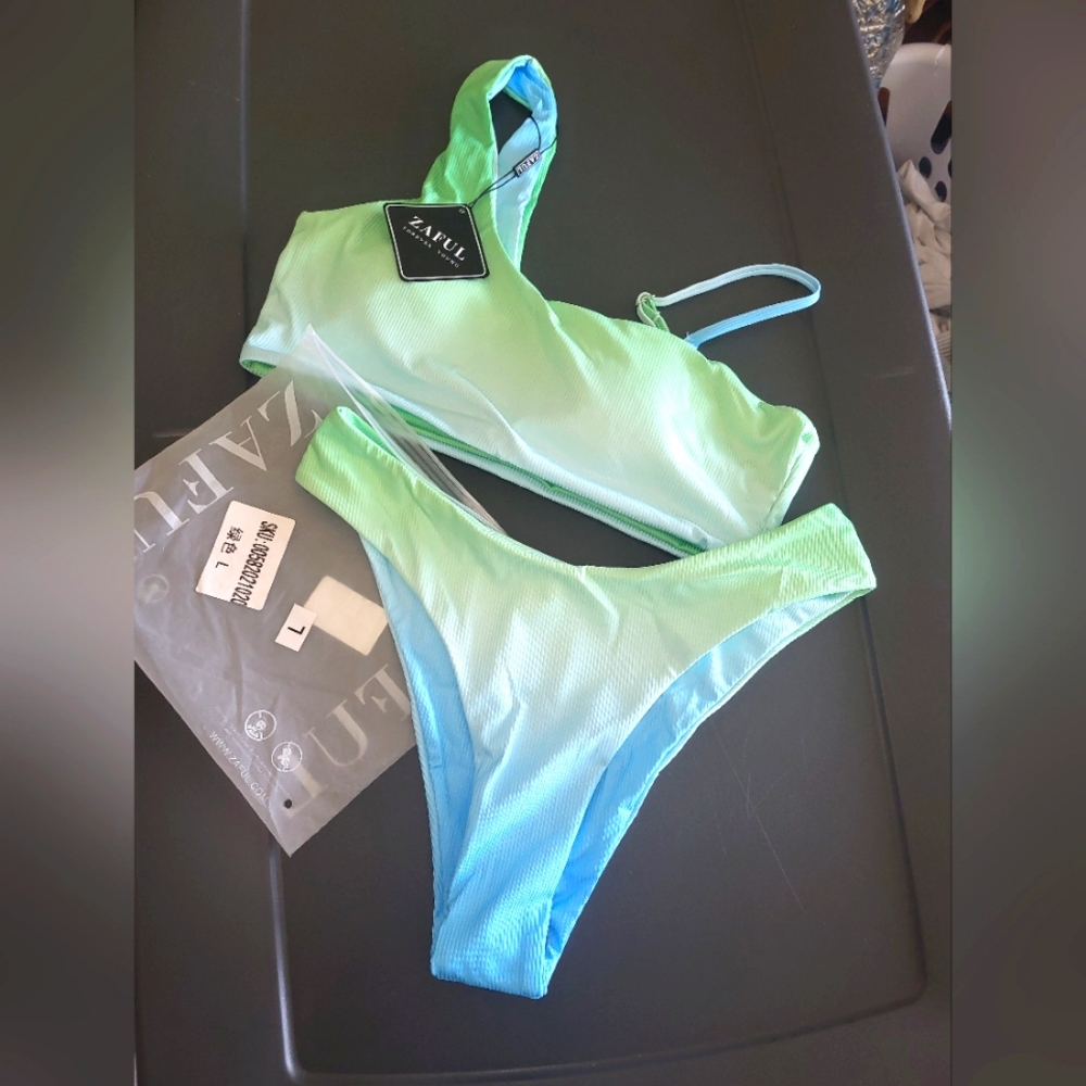 Zaful High Waisted Textured/Ribbed Cheeky One Shoulder Bikini NWT